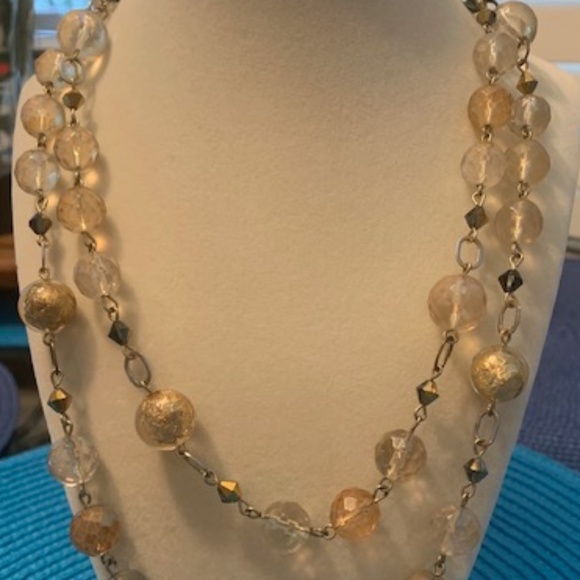Attractive Clear and Light Gold Glass Bead Necklace - Picture 1 of 7
